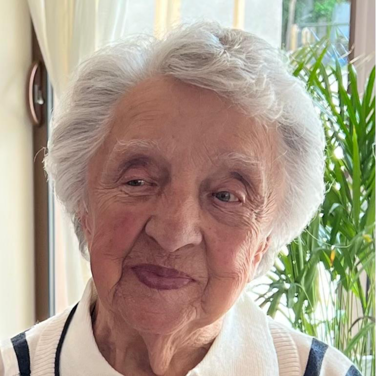 Photo de Madame Marinette AULAGNON